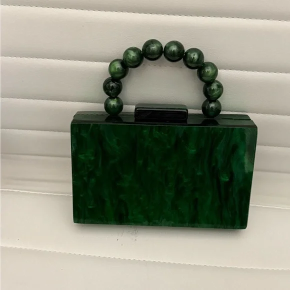 Elegant Green Handbag with Beaded Handle - Picture 8 of 13